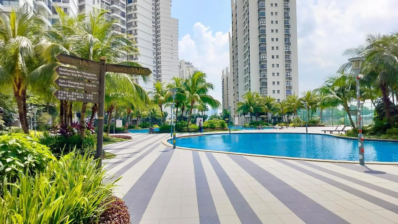 Sunset Cove @ Country Garden Danga Bay Apartment Johor Bahru 0*,  Malaysia